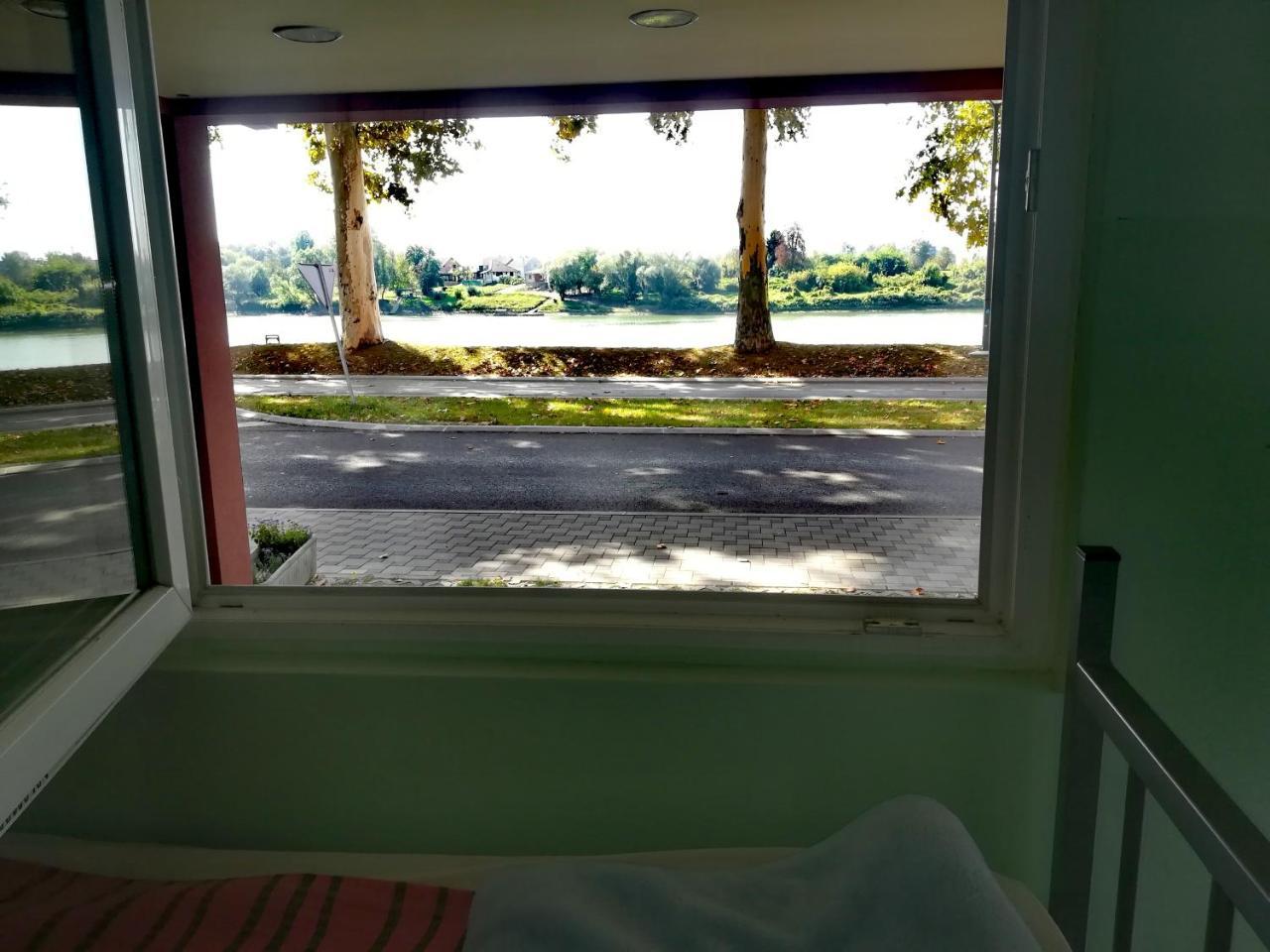 Guesthouse Sava Slavonski Brod Exterior foto